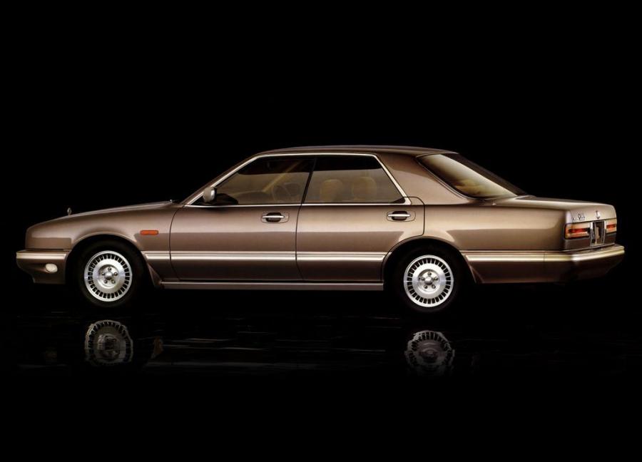  Nissan Cedric Cima 1988 года  (фото 9 из 21)